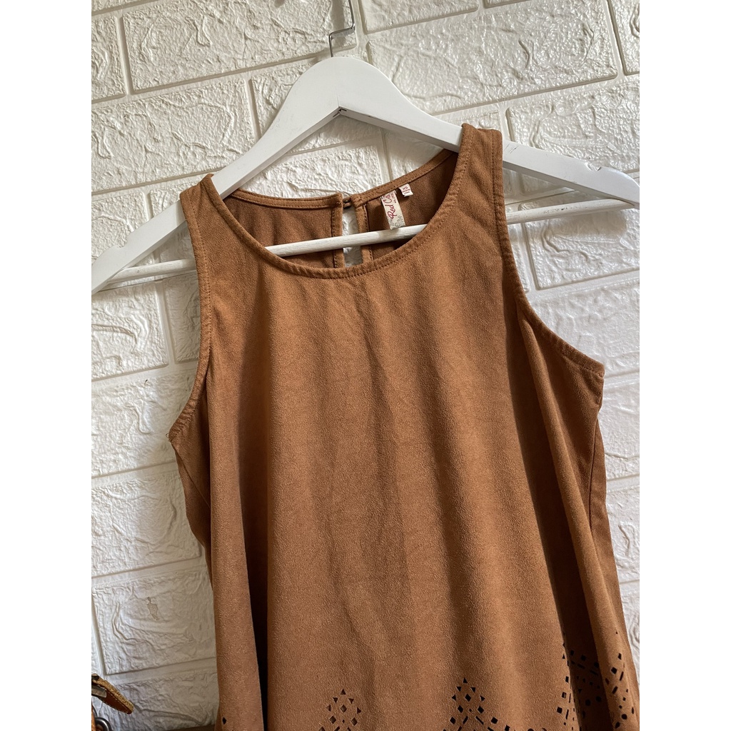 Áo sát nách da lộn