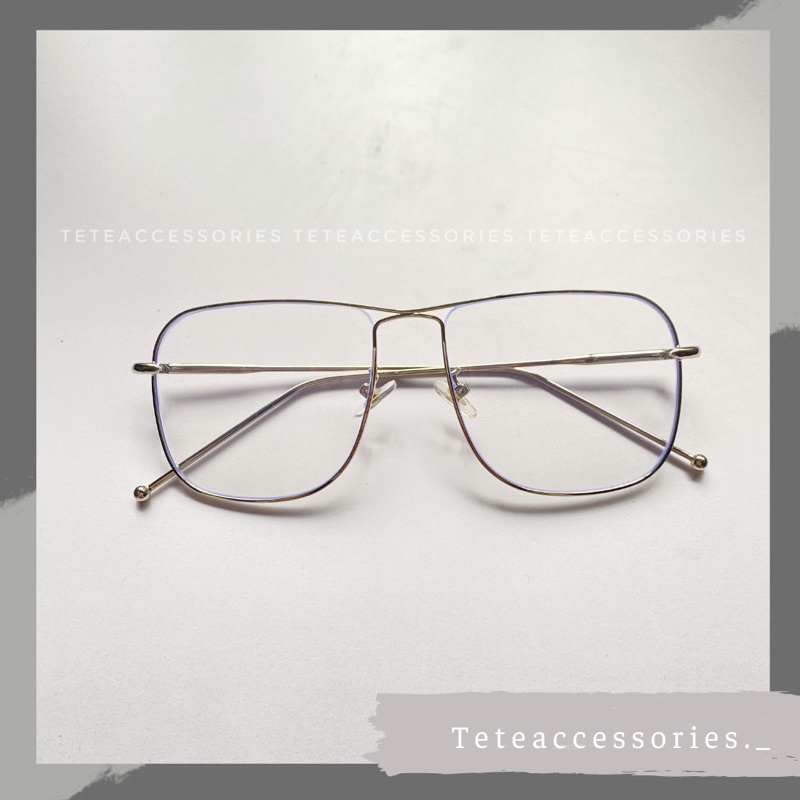 Kính gọng chéo thời trang siêu sang chảnh Quỳnh Kool trending