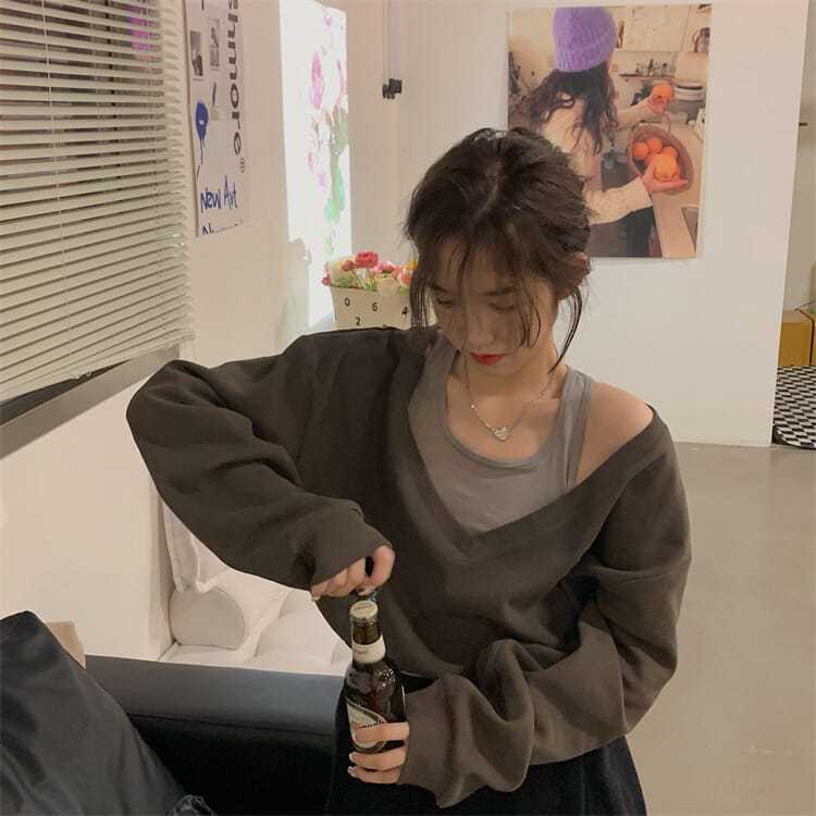 IELGY Áo lửng tay dài IELGY thời trang nữ tính