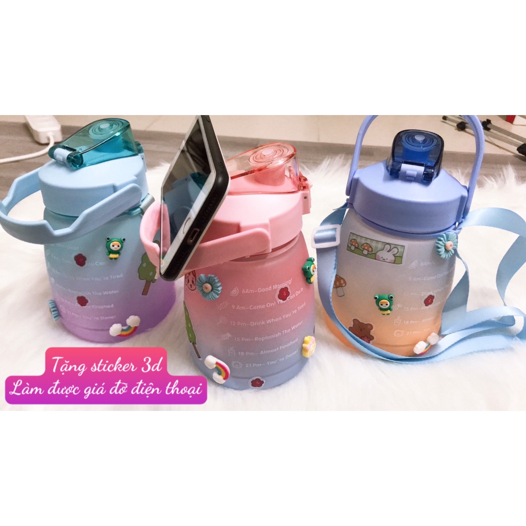 Bình đựng nước dễ thương 1.3 Lít học sinh có ống hút khi bật nắp tặng kèm sticker 3d