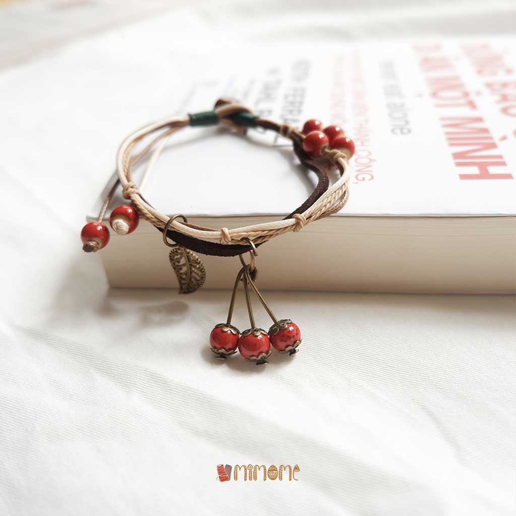 Vòng gốm cói cherry đỏ