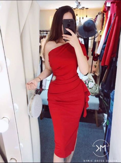 Đầm body lệch vai bèo eo kèm phụ kiện + Ảnh thật | BigBuy360 - bigbuy360.vn