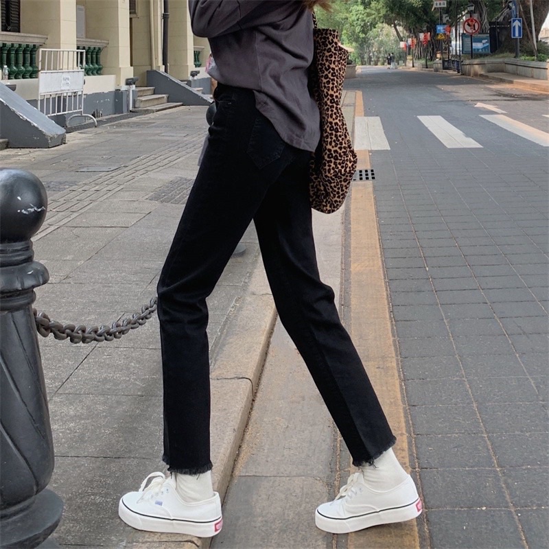 Quần jean nữ ống đứng/Quần bò cạp cao gấu tua màu đen siêu hack dáng dễ mix đồ phong cách Hàn Quốc