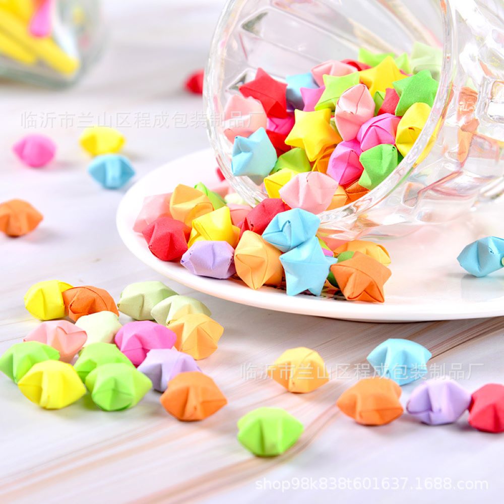 Giấy xếp sao nghệ thuật nhiều màu sắc đẹp mắt