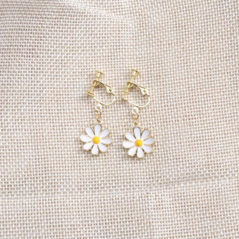 Cute Chrysanthemum Earrings For Women