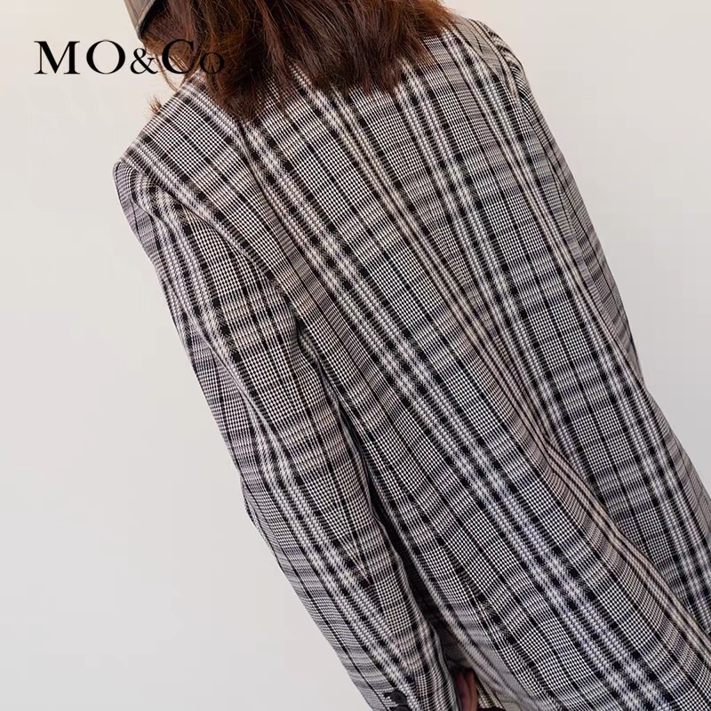 Áo khoác sọc Mo&Co