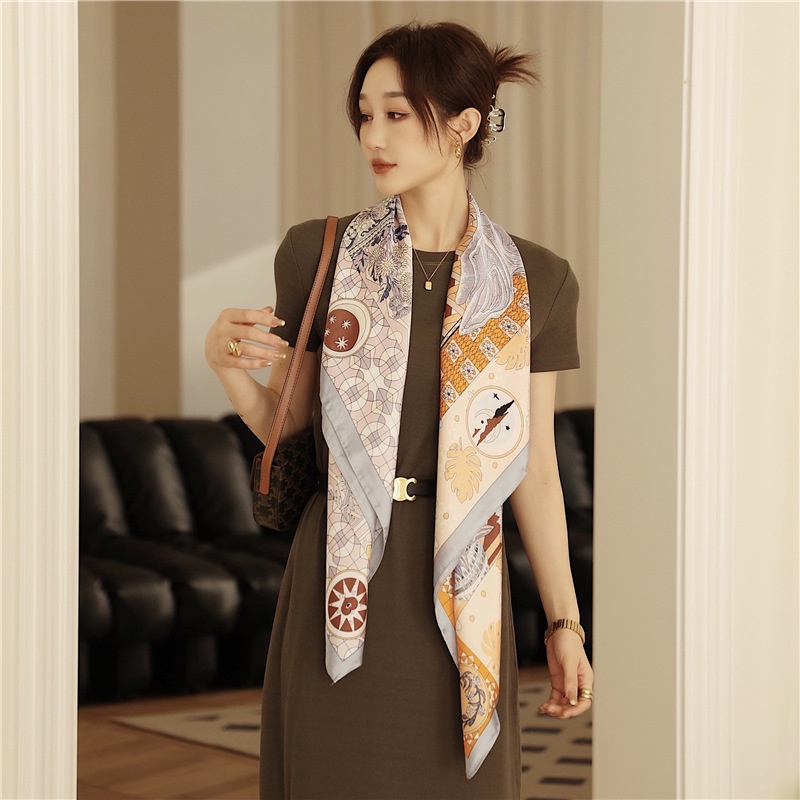 Khăn Choàng Cổ Vuông Vải Lụa In Họa Tiết Thời Trang WJ1014-121 110x110cm