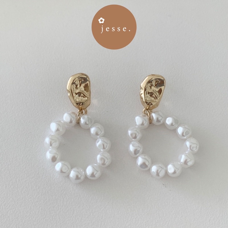 jesse store l Bông tai ngọc tròn  J142