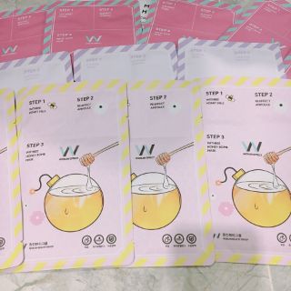 Mặt nạ giấy Wonjin Effect- Withbee Honey Bomb Mask