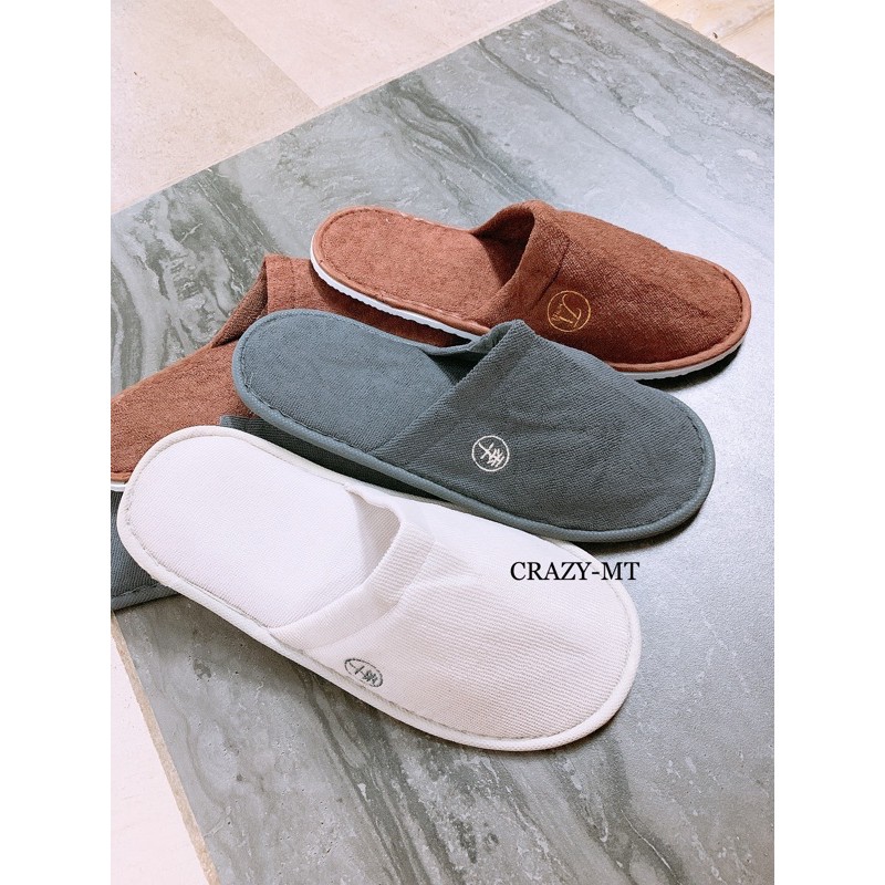 Dép bông đi trong nhà