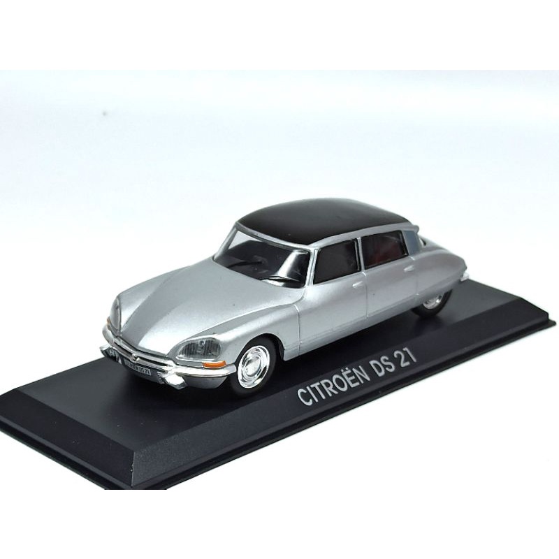 Mô hình xe Citroen DS21