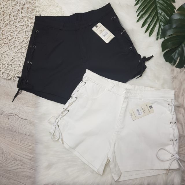 Quần short đan dây