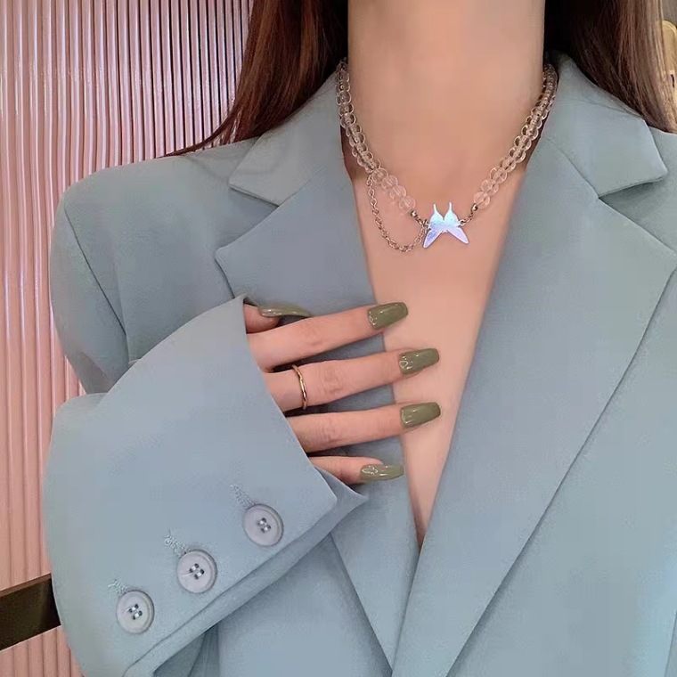 Vòng Cổ Kim Loại Mặt Hình Bướm Xinh Xắn Thời Trang Cho Nữ