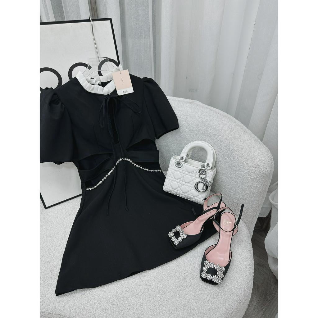 ĐẦM ĐEN KHOÉT EO NGỰC ĐÍNH CƯỜM BÈO CỔ TRẮNG TAY PHỒNG NHẸ