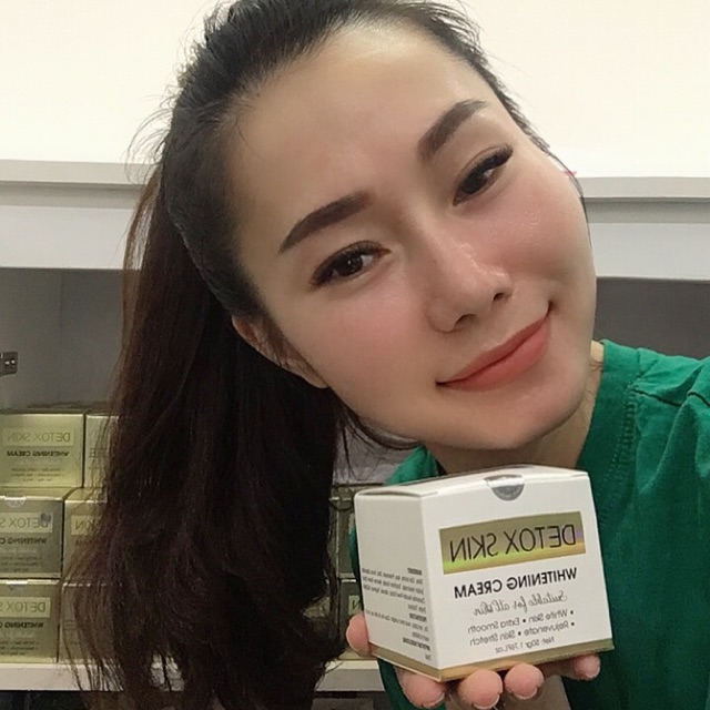 Detoxskin kem tái tạo da