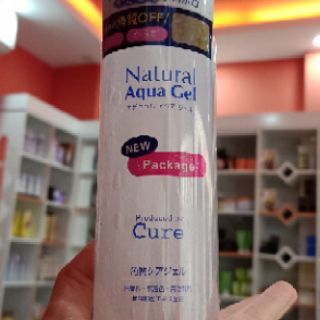 Tẩy da chết Cure Natural Aqua Gel