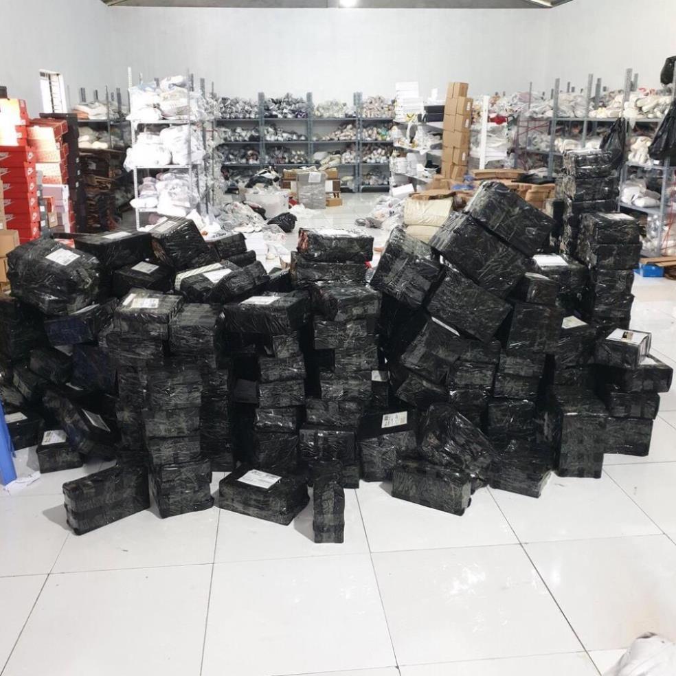 Giày độn đế MLB LA  trắng chữ xanh thể thao sneaker nam nữ Hot trend tăng chiều cao đế 5 phân
