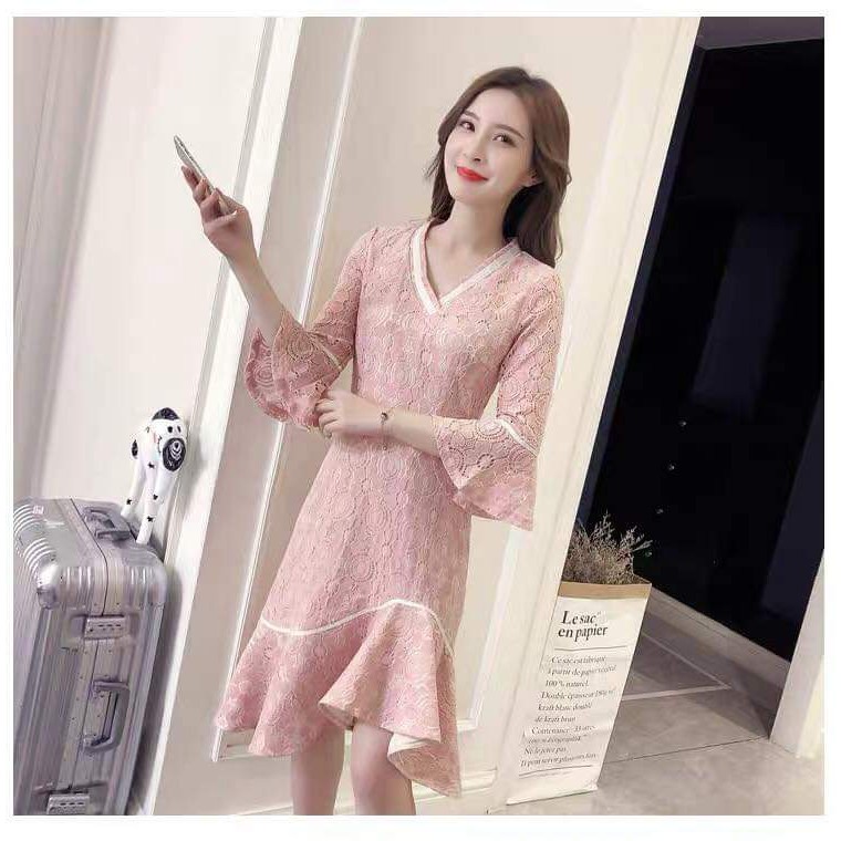VÁY XÒE REN HỒNG PHỐI VIỀN TRẮNG TAY DÀI SIÊU XINH