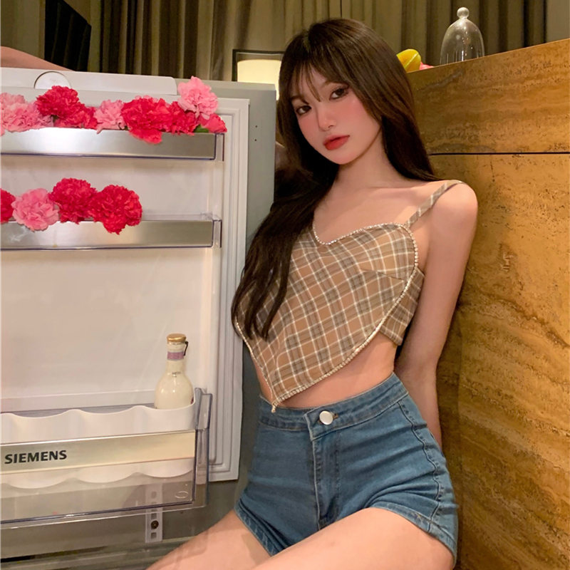 Áo Croptop Kẻ Sọc Thiết Kế Lệch Tà Cá Tính Cho Nữ