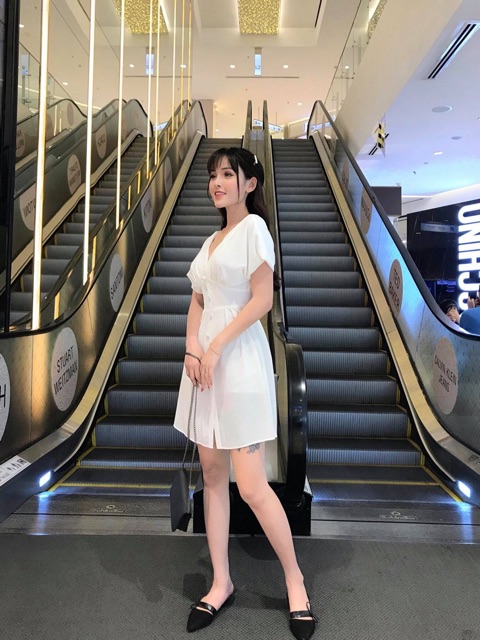 ĐẦM CỔ V Nút Bọc 4 Màu