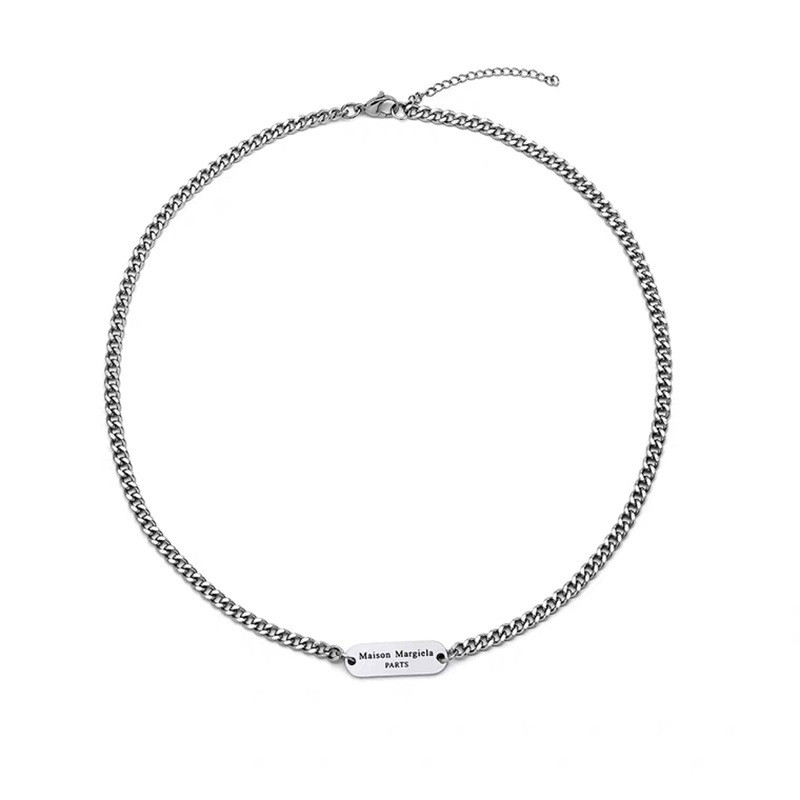 Vòng cổ thép titan mặt vuông khắc chữ phong cách hiphop