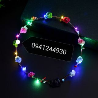 VÒNG HOA ĐỘI ĐẦU KÈM ĐÈN LED