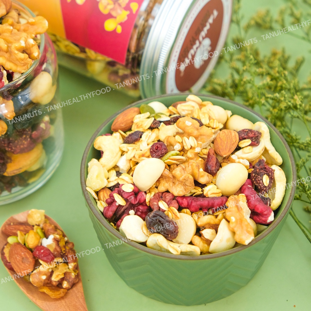 Granola siêu hạt 35% yến mạch TANU NUST, ngũ cốc granola ăn kiêng dinh dưỡng giảm cân gym yoga hũ 500g