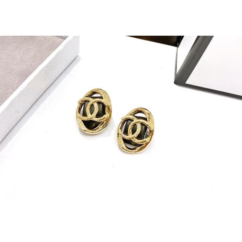 Bông tai nữ đính đá nhân tạo