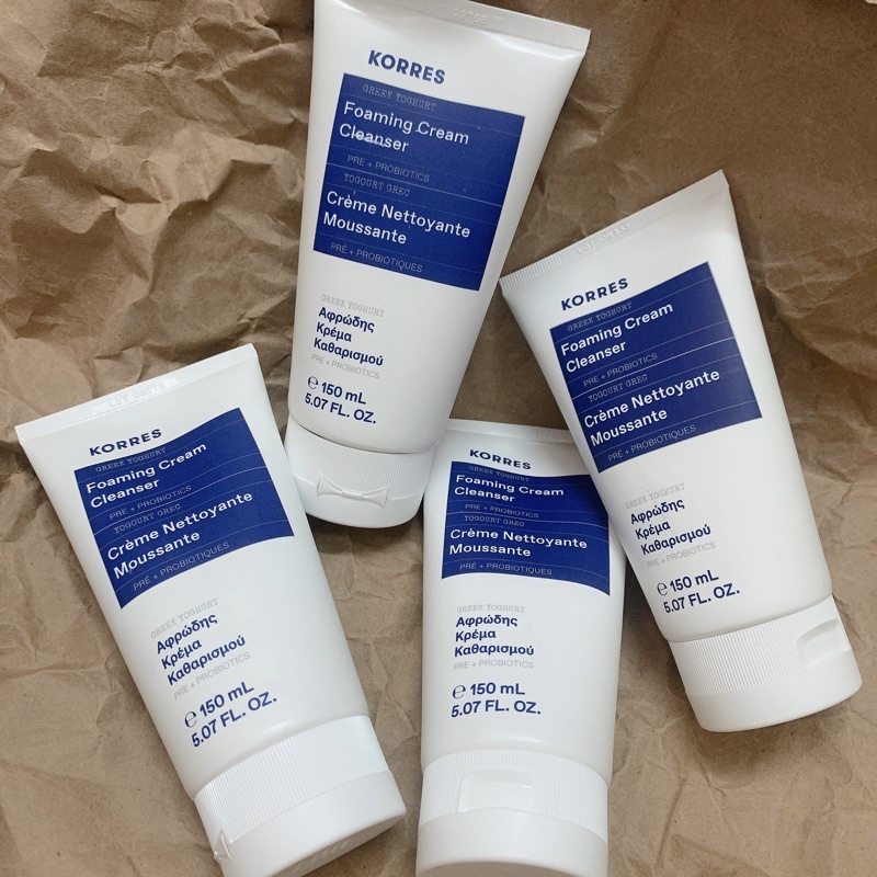 Sữa rửa mặt dịu nhẹ, lành tính Korres Greek Yoghurt Foaming Cream Cleanser
