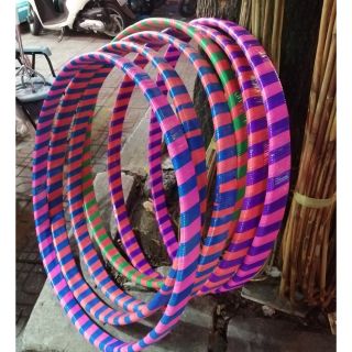 Vòng mây lắc eo