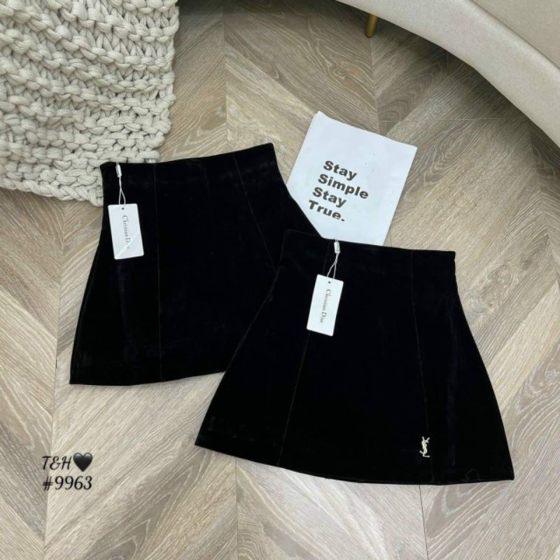 Chân váy nhung chữ A kèm tag hàng QCL1