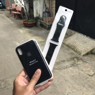 Set Black Ốp iPhone và Dây Apple Watch Silicone