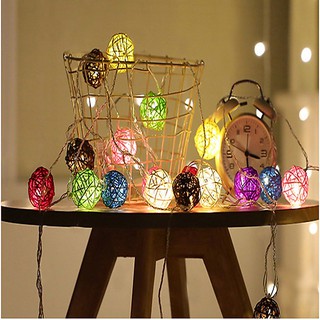 Đèn led trang trí hình quả cầu mây