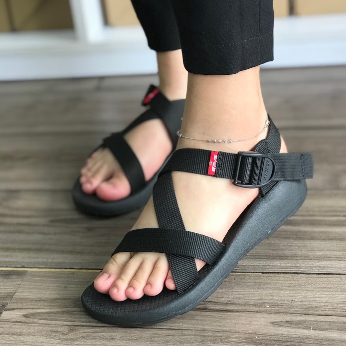 [Mua Kèm Áo Thun 0Đ] Giày Sandal Nữ Hiệu Rova - RV872B Đen