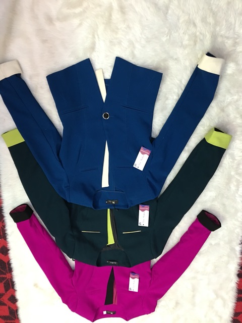 ÁO VEST CỔ NÉ CAO CẤP AVC04