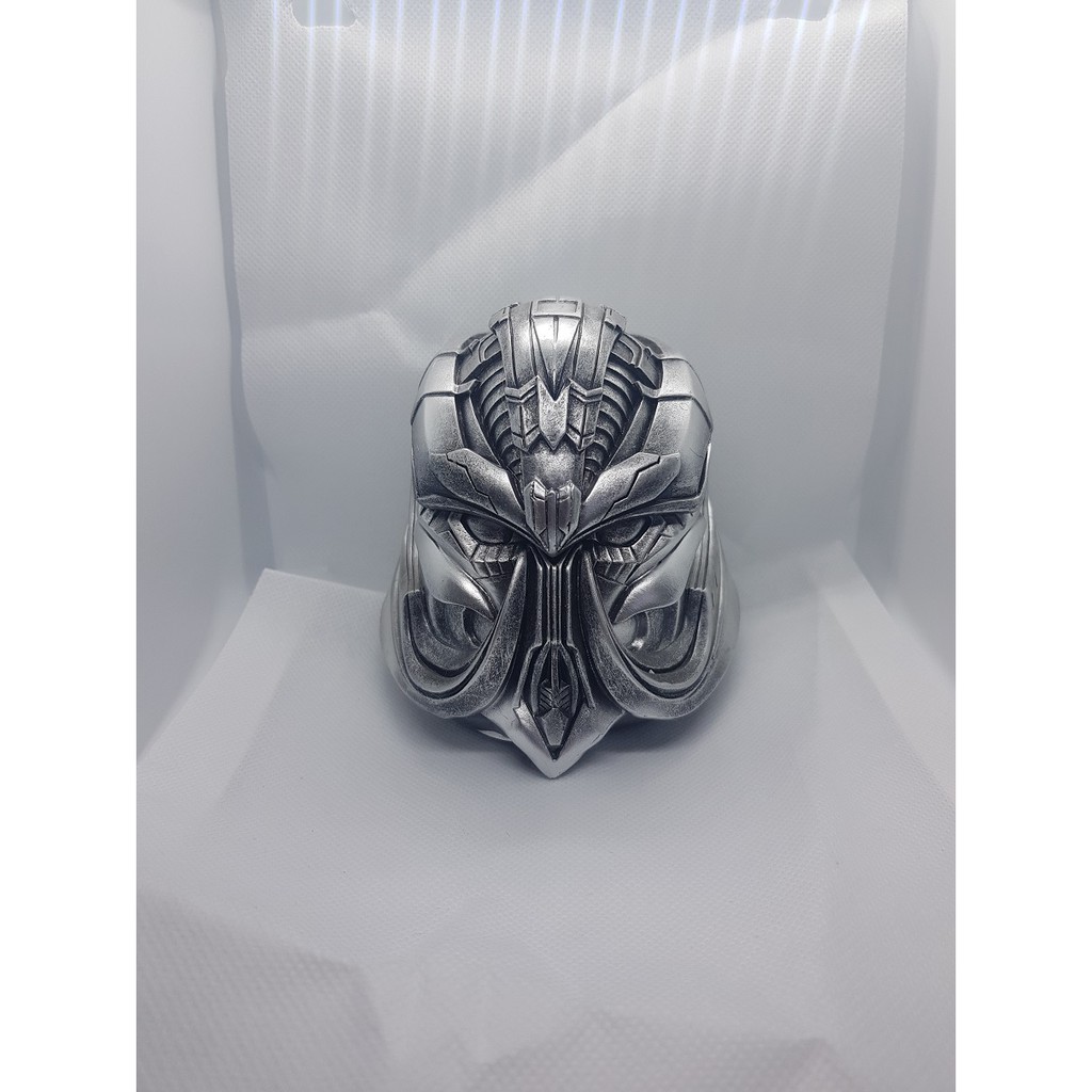 Mô hình đầu Megatron Transformer 5 The Last Knight - Đá Tổng Hợp Polystone - Gạt tàn thuốc