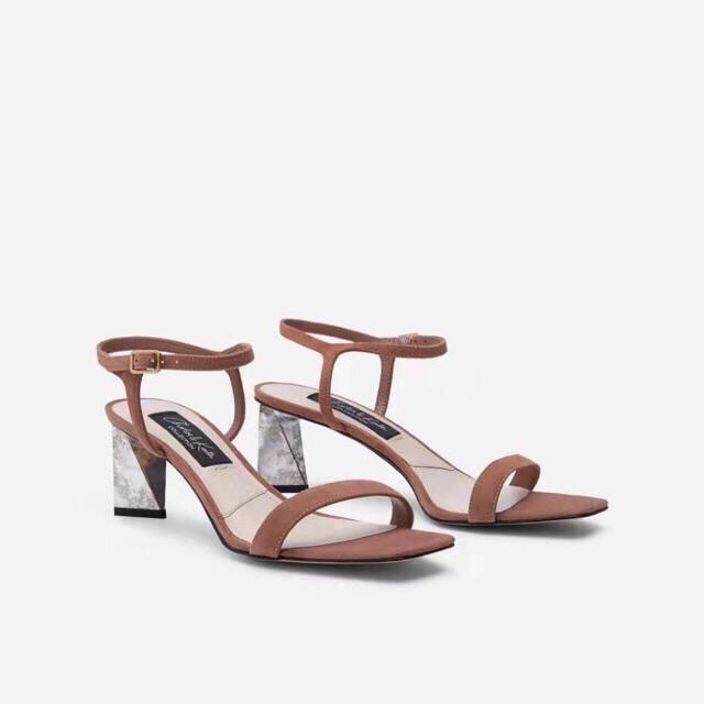 Giày Sandal Charles And Keith Thời Trang Sang Trọng Ck