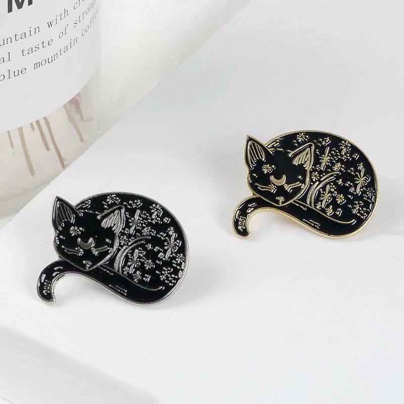 Pin cài áo mèo đen trong Thủy thủ mặt trăng Sailor moon ver2 - GC200