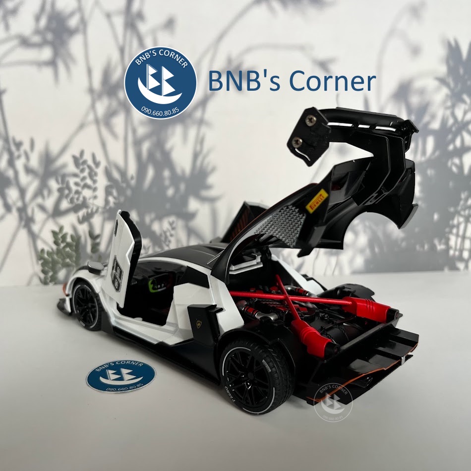 Mô hình xe 1:24 Lamborghini Essenza SCV12