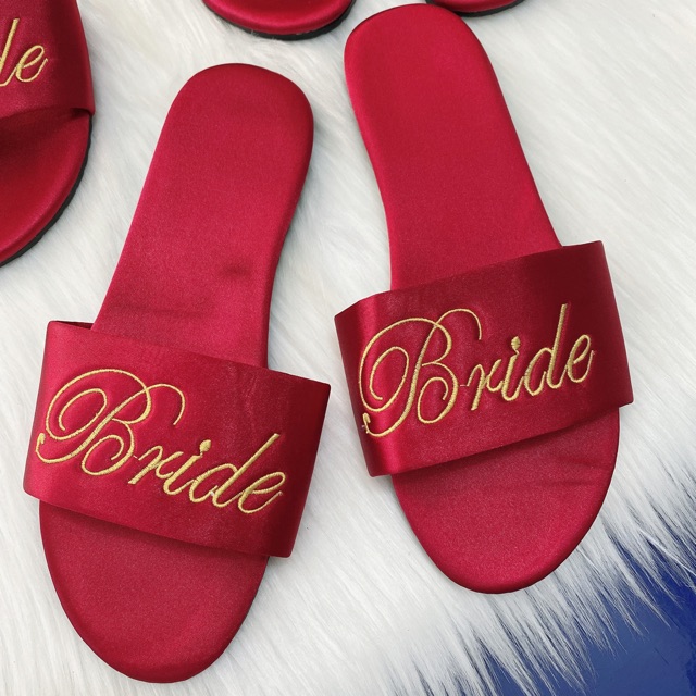 [có sẵn] áo choàng ngủ - có thêu chữ BRIDE dành cho cô dâu (hàng cao cấp, thêu sắc nét) | BigBuy360 - bigbuy360.vn