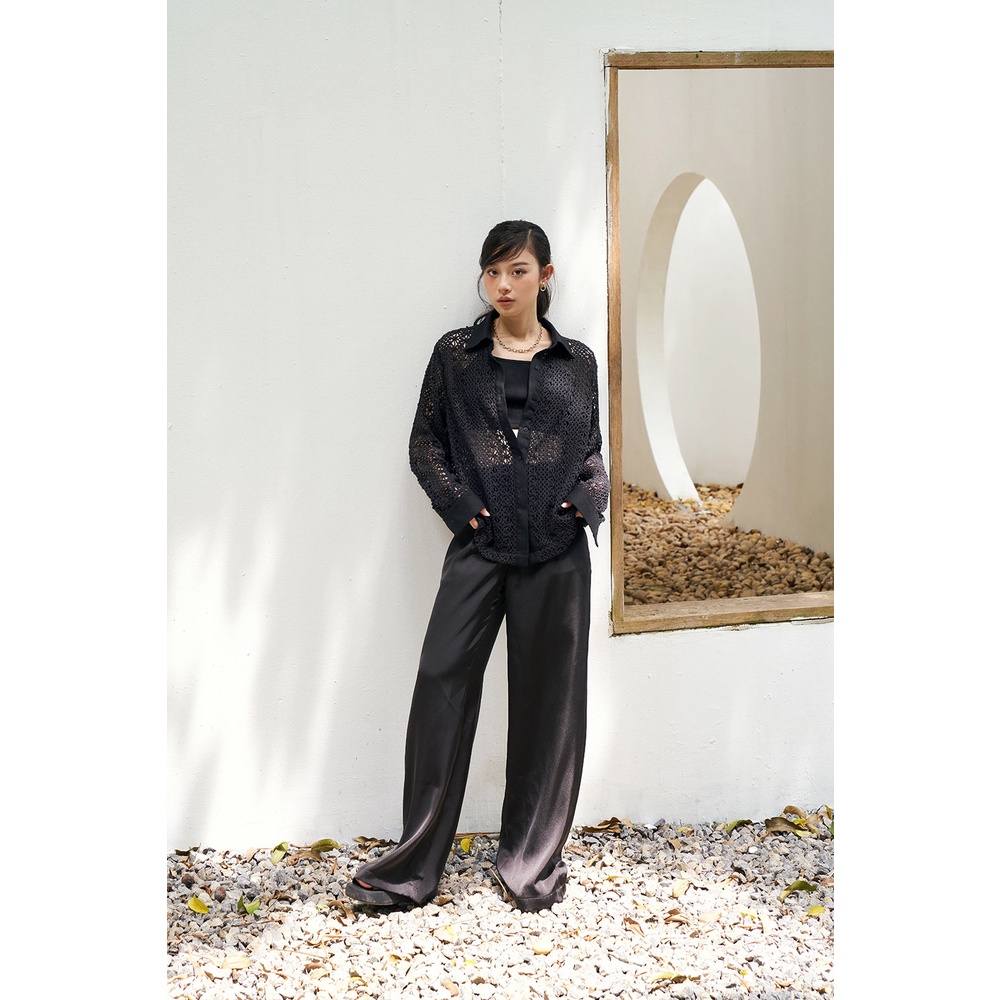 DOTTIE - Áo sơmi vải ren nữ đen T0533