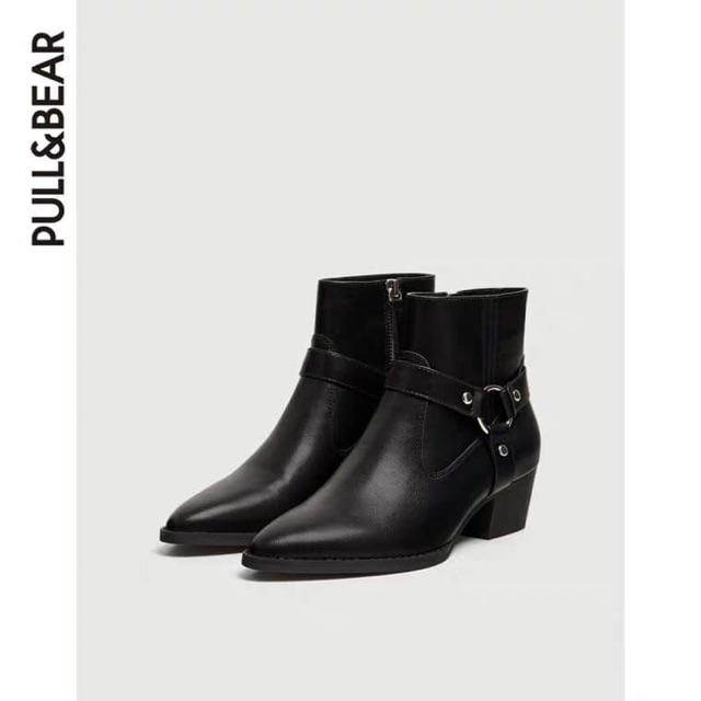 Boot pull&bear
