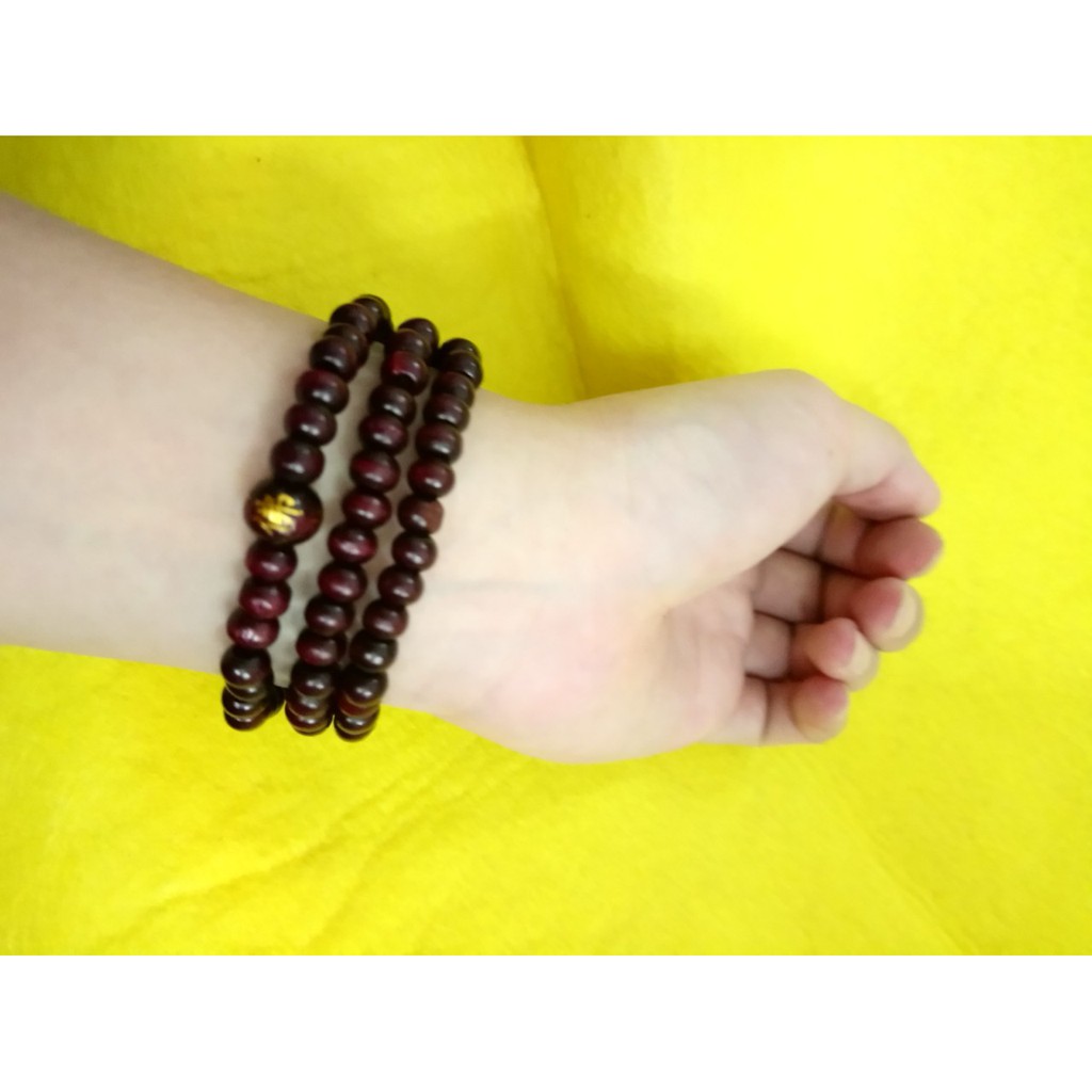 Vòng tay gỗ 3 tầng. Phong cách mới. Mẫu siêu đẹp y hình vì hình shop tự chụp nha các bạn. Hàng có sẵn