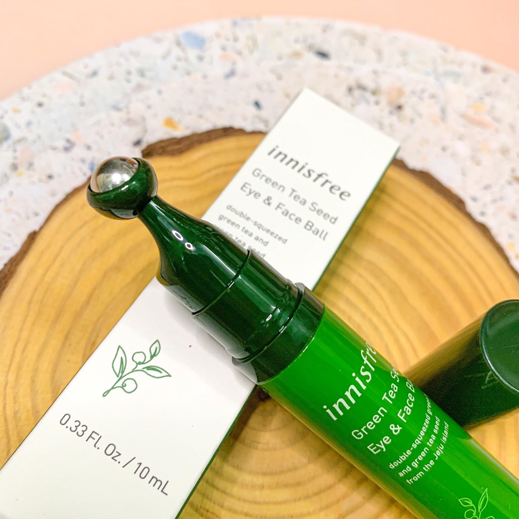 Thanh lăn mắt Innisfree Green Tea Seed Eye &amp; Face Ball