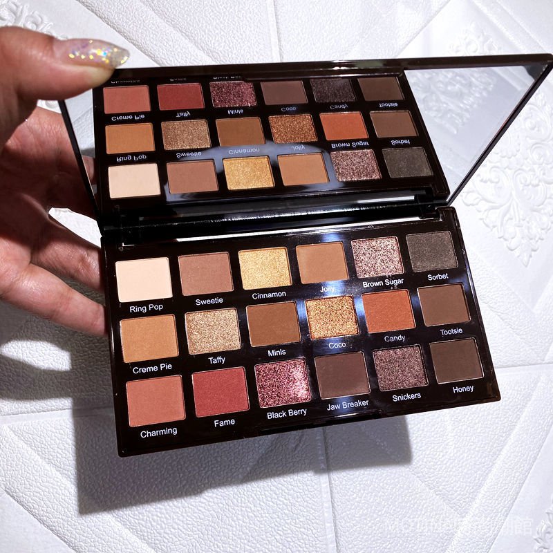 (Hàng Mới Về) Bảng Phấn Mắt Febble 18 Màu Sắc Hiệu Ứng Lì / Ánh Nhũ Kết Hợp Thời Trang | BigBuy360 - bigbuy360.vn