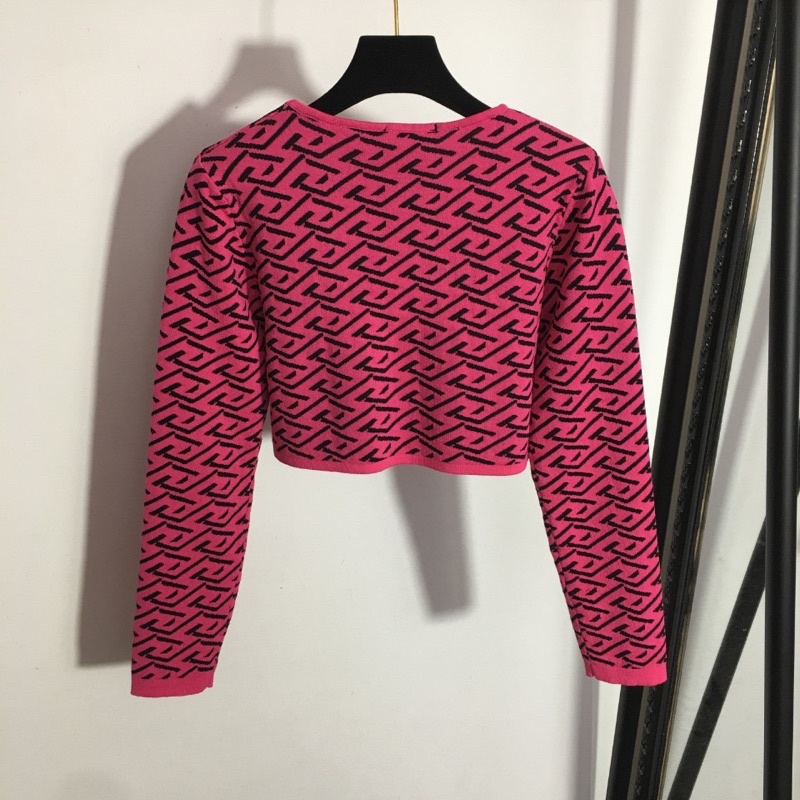 Set trang phục len cho nữ thương hiệu Versace cao cấp gồm áo len croptop và chân váy dài dáng ôm