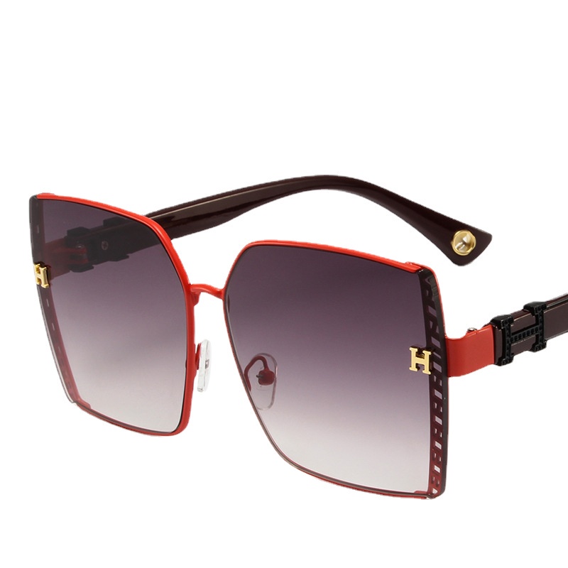 Kính Mát Gọng Vuông Cỡ Lớn Bằng Kim Loại Thời Trang Vintage Cho Nữ