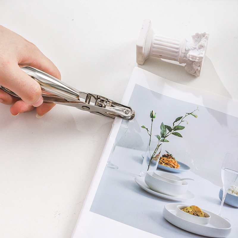 Kìm bấm lỗ 6mm bằng bạc tiện dụng