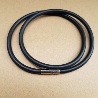 Vòng Đeo Cổ Dây Cao Su Size 4mm