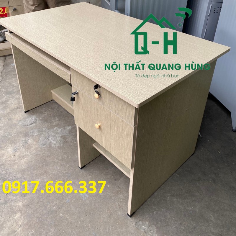 Bàn làm việc văn phòng có ngăn kéo bàn phím mới